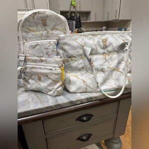 NWT White and Gold Marble Baby Bag Set (3 )